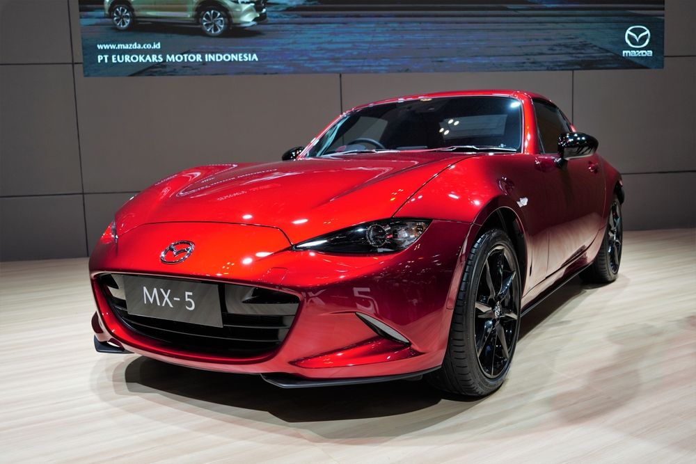 2025 Mazda MX-5 Miata: The Quintessential Sports Car