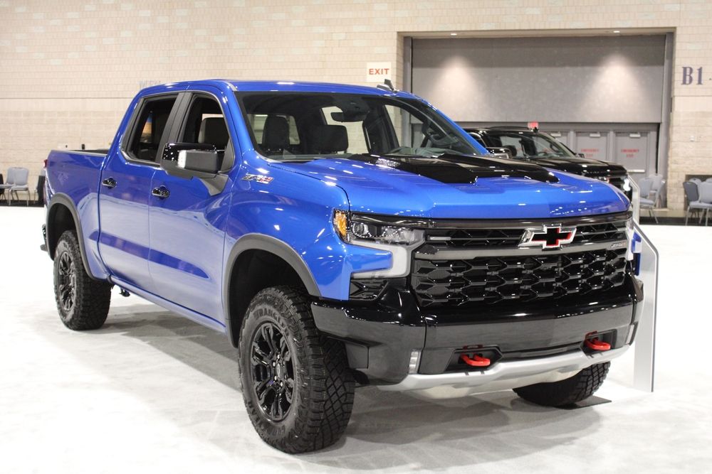 Introducing the 2025 Chevy Silverado 1500: Unleashing Power and Innovation