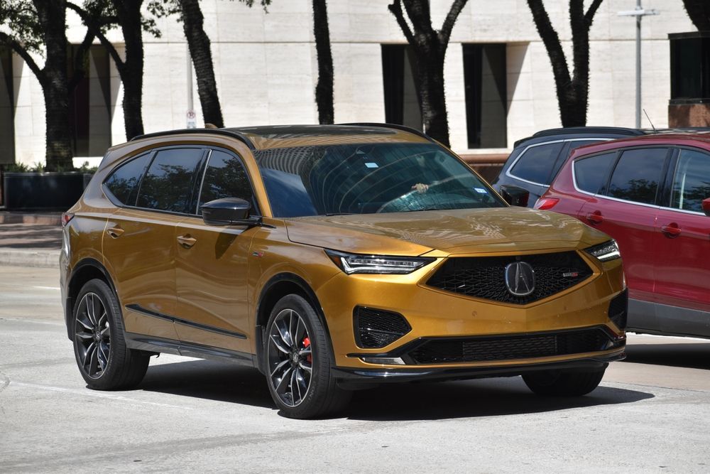 2025 Acura RDX: Versatile Luxury with Sporty Flair