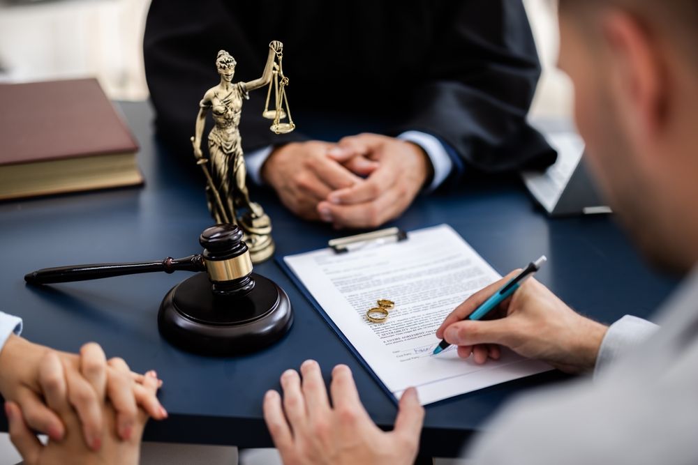 Affordable Divorce Lawyers: Find Legal Aid Without Breaking the Bank