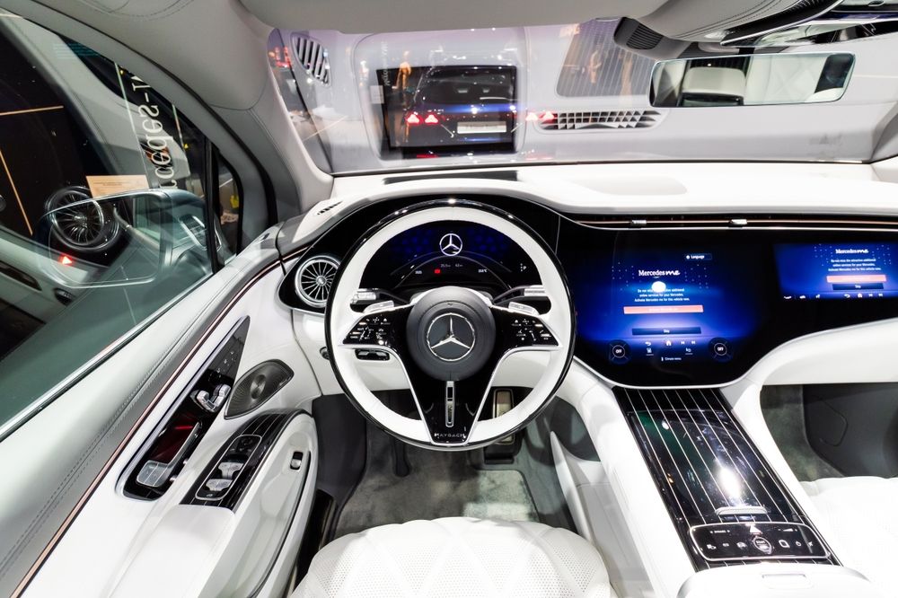  2026 Mercedes-Benz EQS: The Pinnacle of Electric Opulence